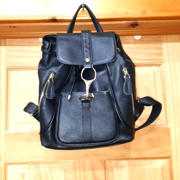 Boyatu Back Pack - Picture 1 of 4